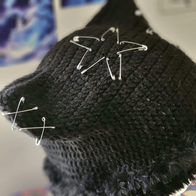 Bonnet chat étoiles épingles