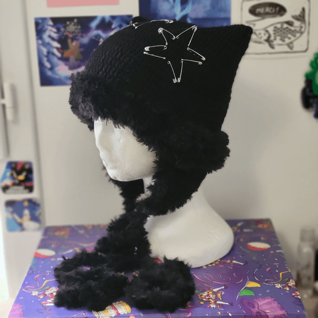 Bonnet chat étoiles épingles